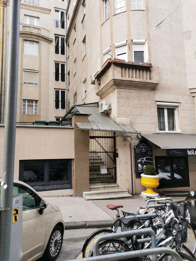 Ferienwohnung Liberty Bridge Zenta Budapest Exterior foto